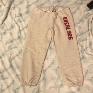 Ruehl capri length sweat pants